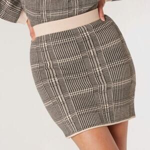 Apricot Skirt Women Size L Prince of Wales Check Mini Pull On Knit Stretch Stone